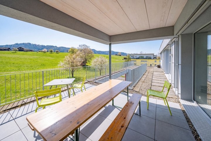 3264m² commercial