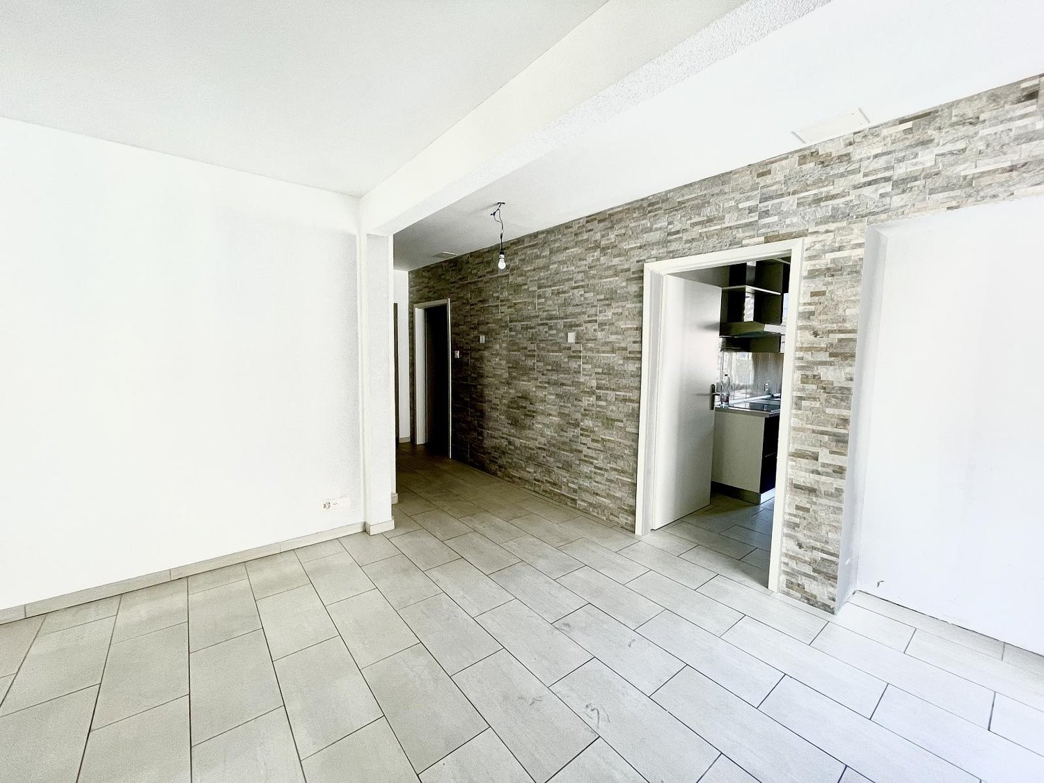 16 ½ rooms multi family house