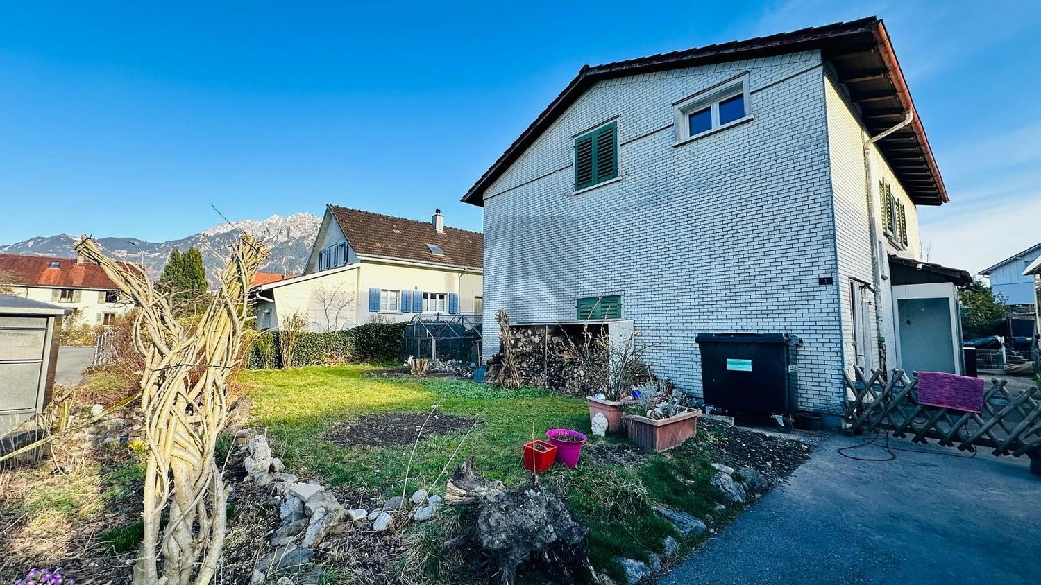 7 rooms single house