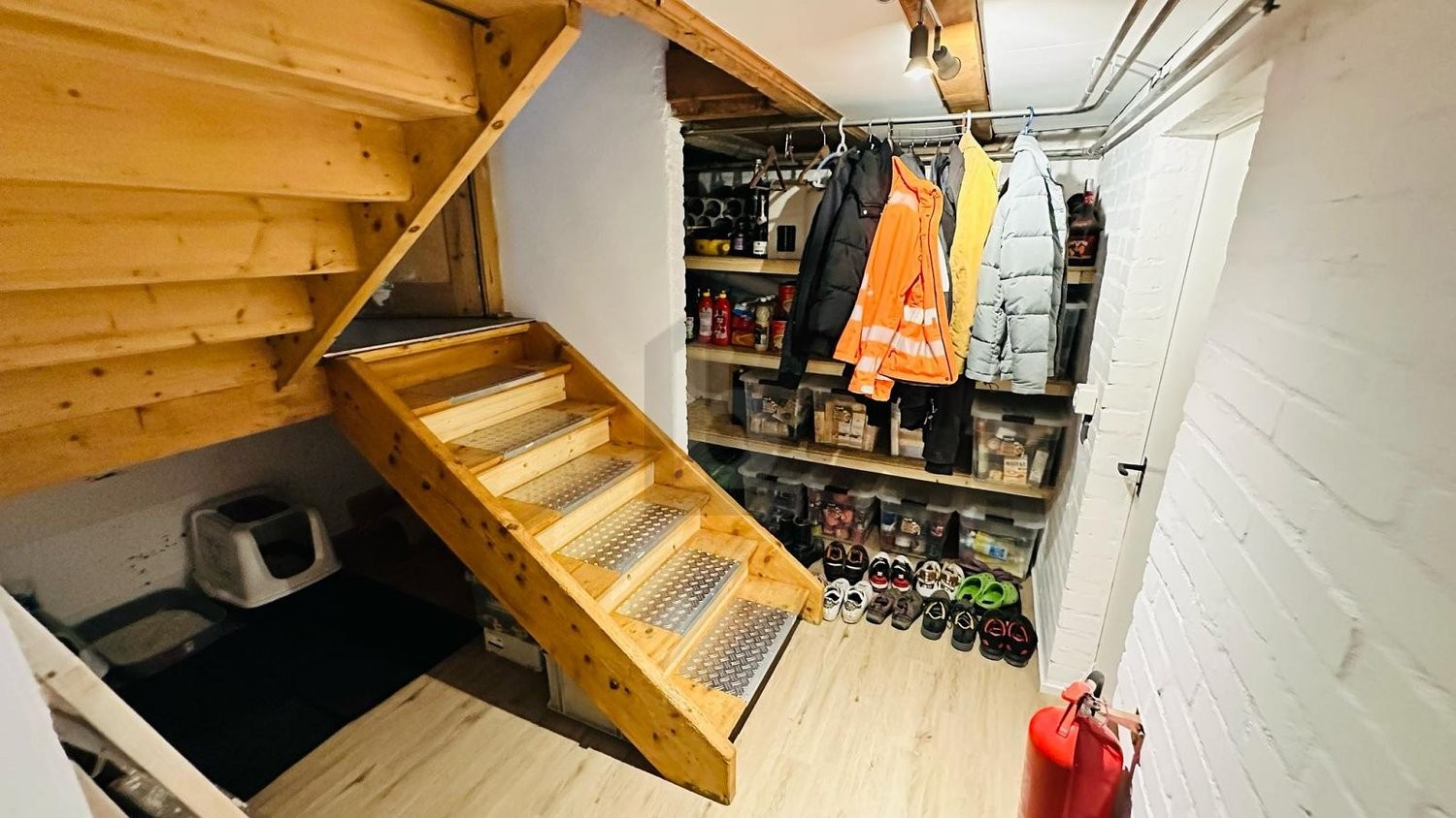7 rooms single house