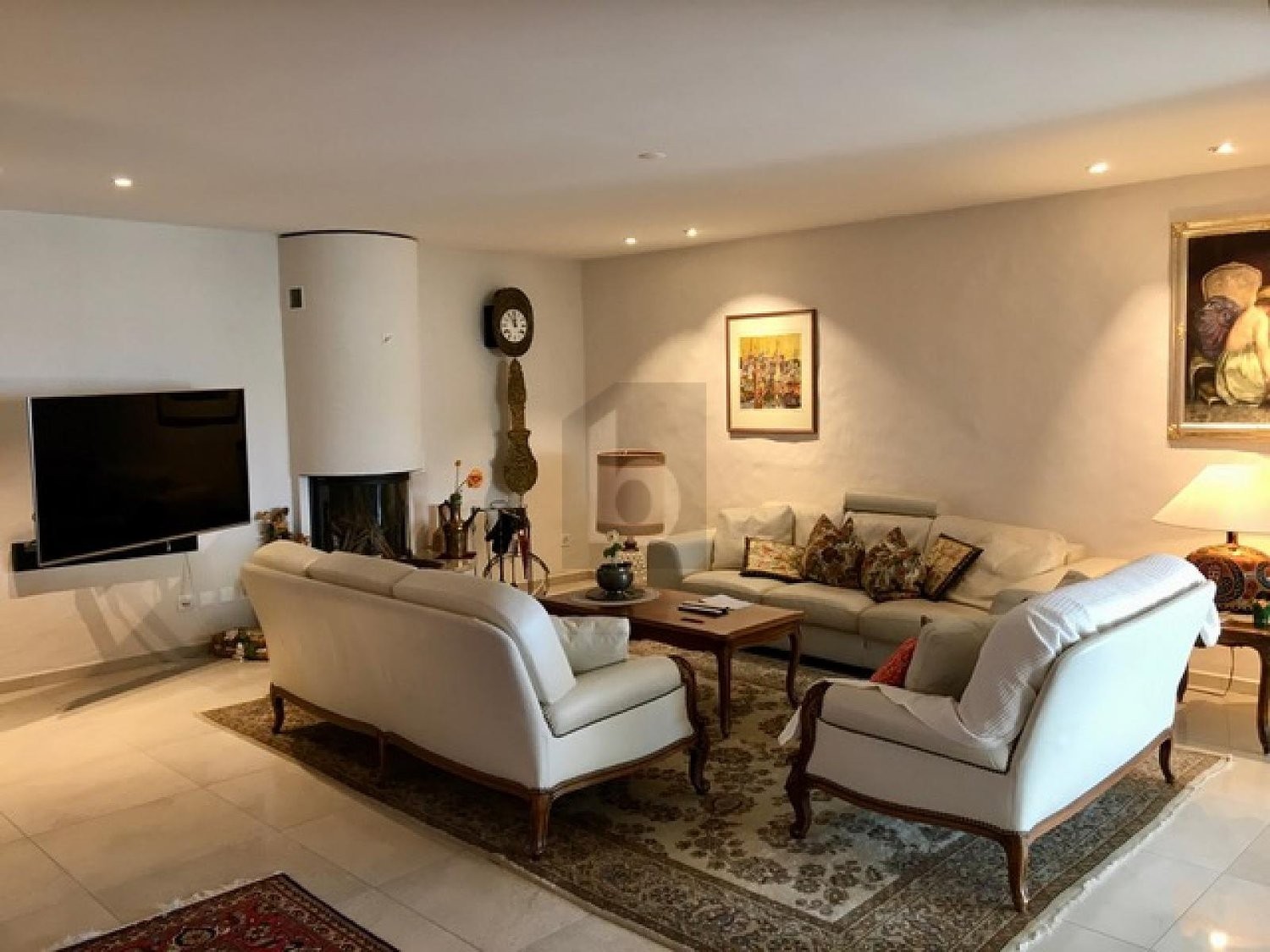 7-Zimmer-Wohnung