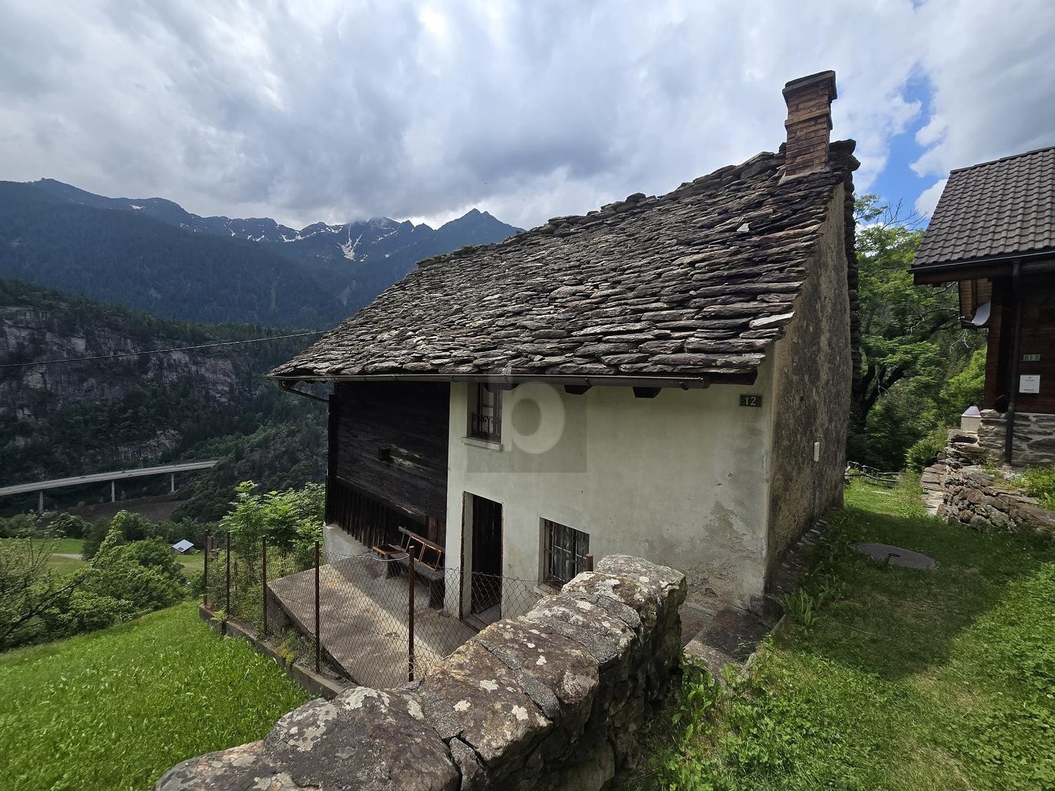 4 Zimmer Chalet, Foto 2 von 4