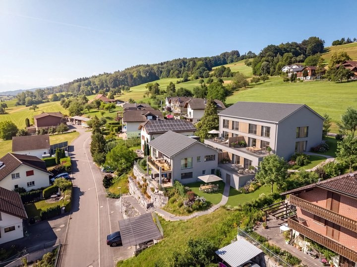 1616m² building land, photo 1 of 8