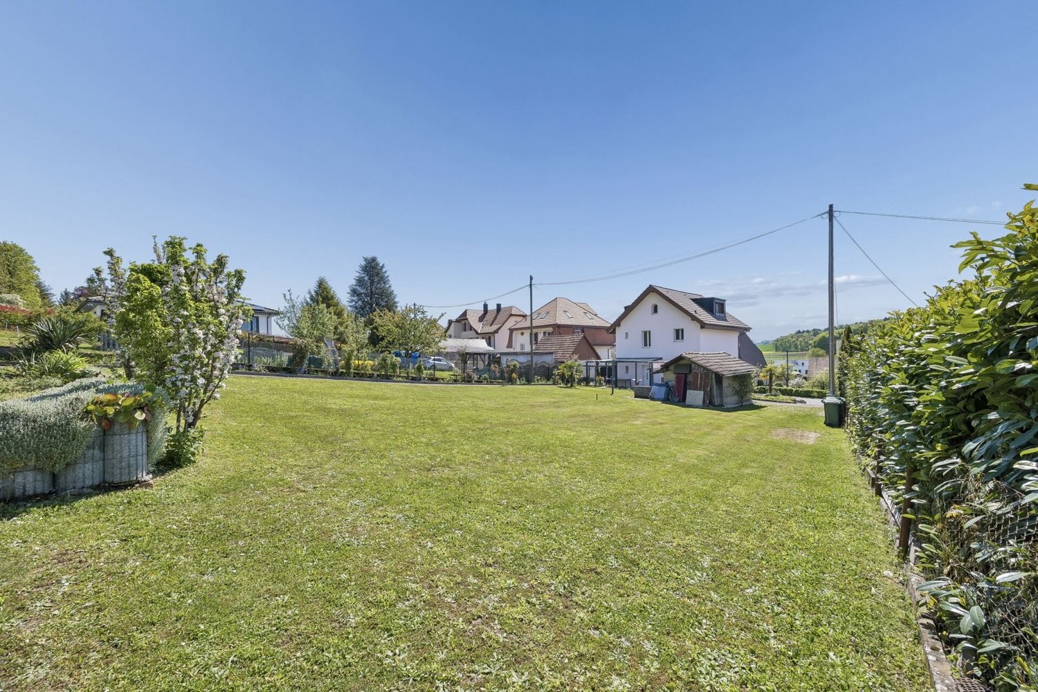 990m² building land