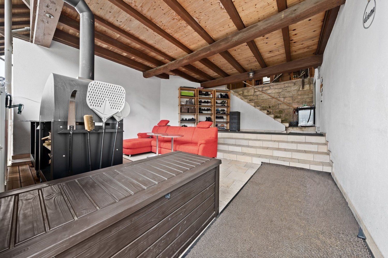5 rooms single house