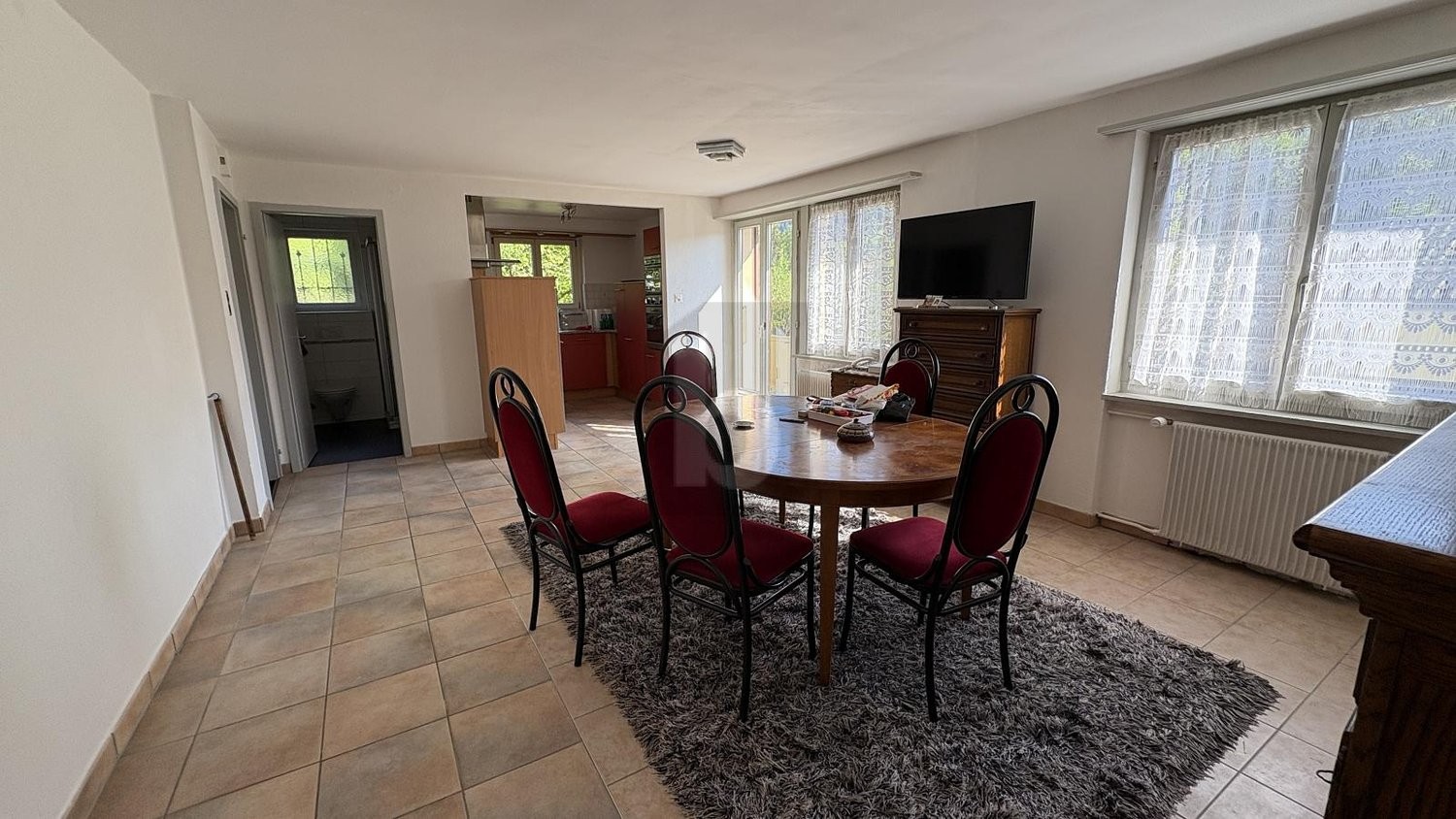 8 ½ rooms single house