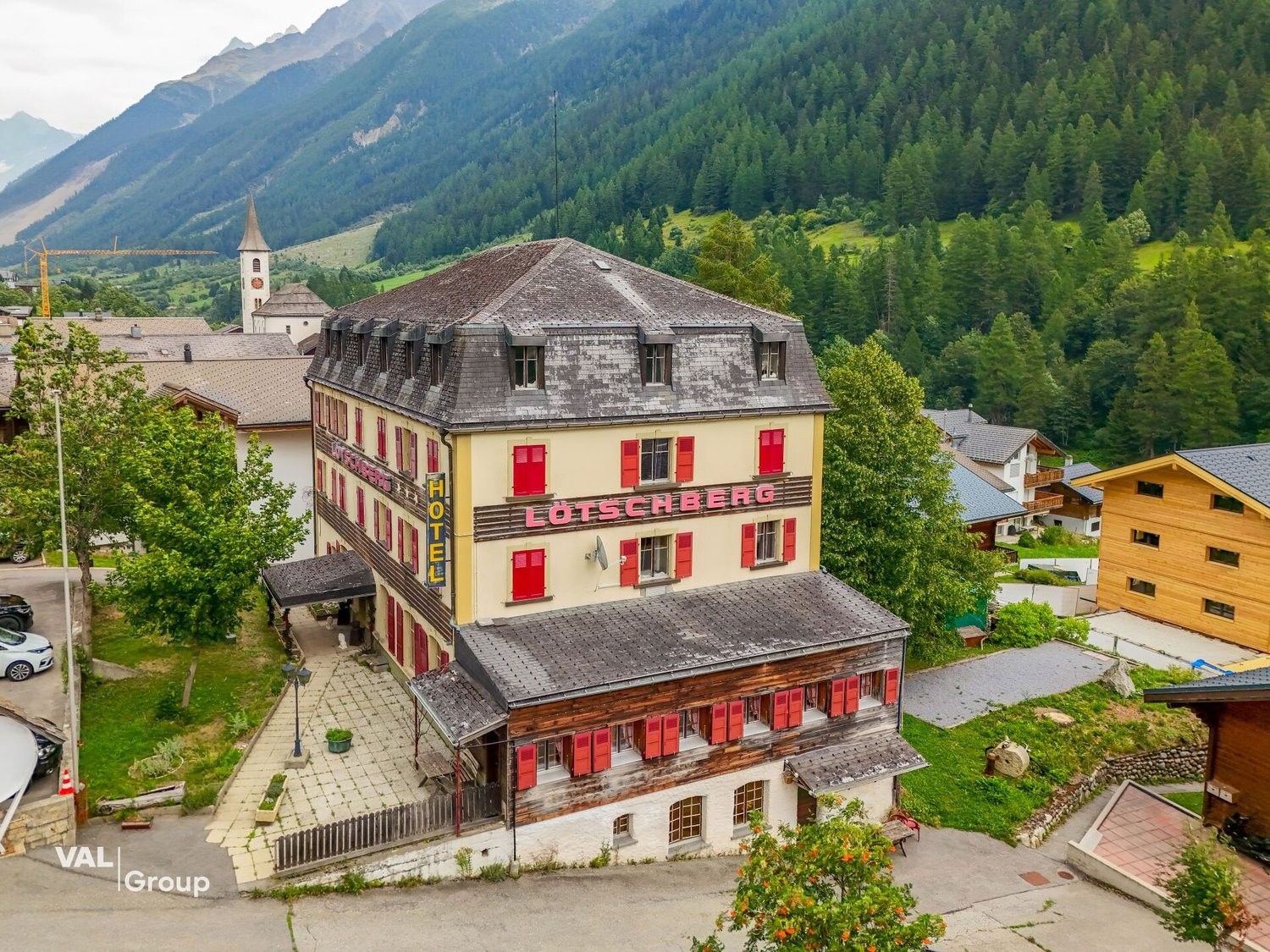 1100m² hotel