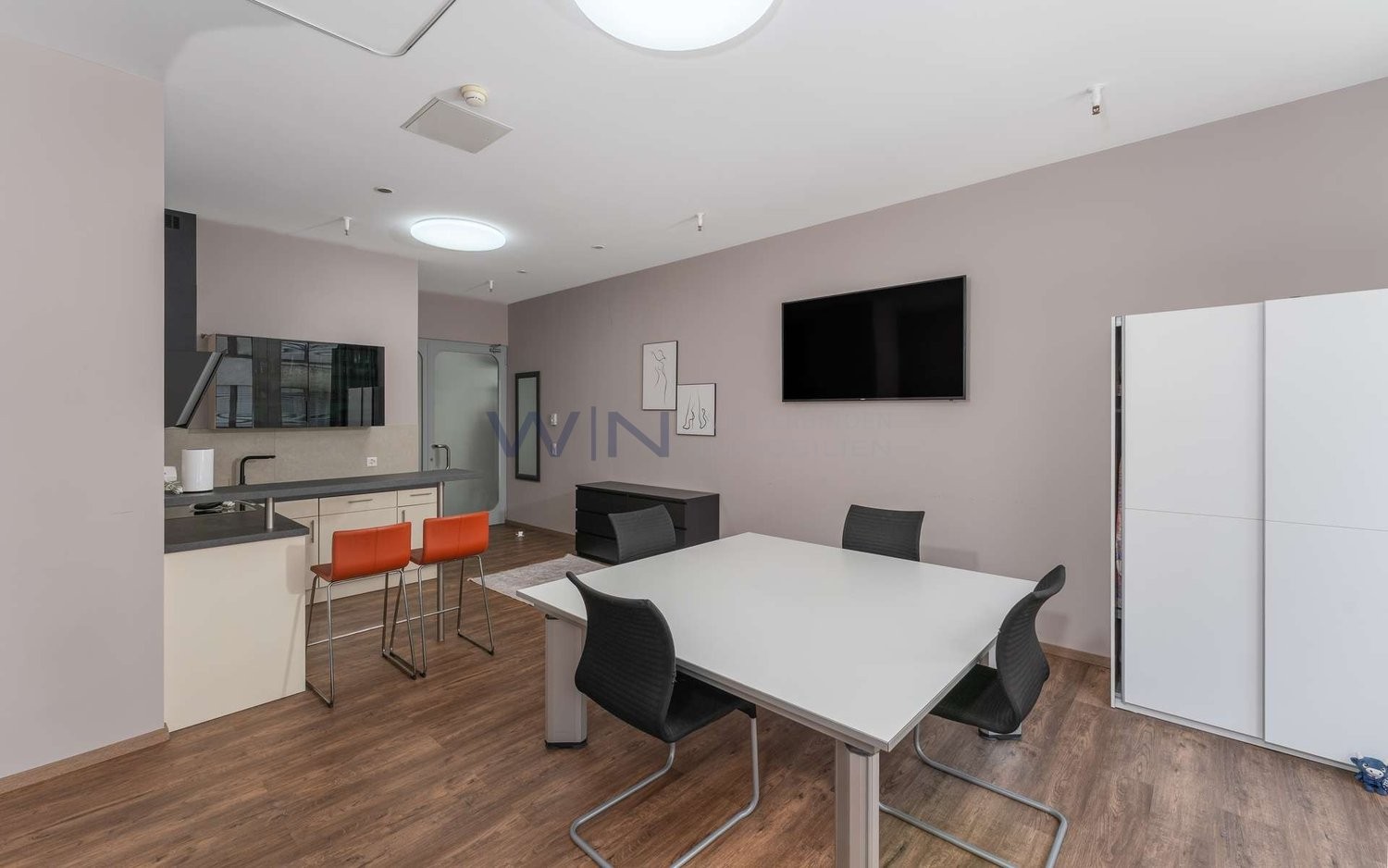 49m² office