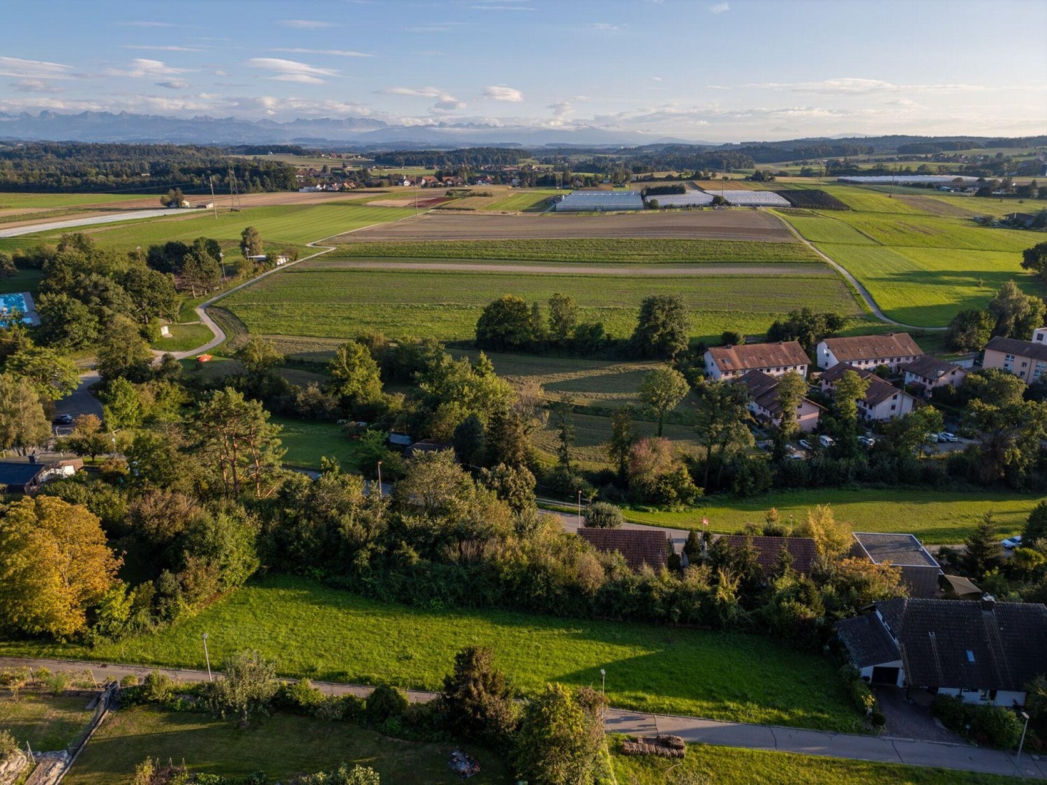 897m² building land