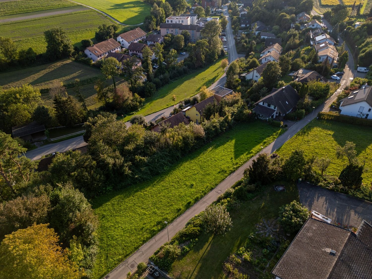 897m² building land
