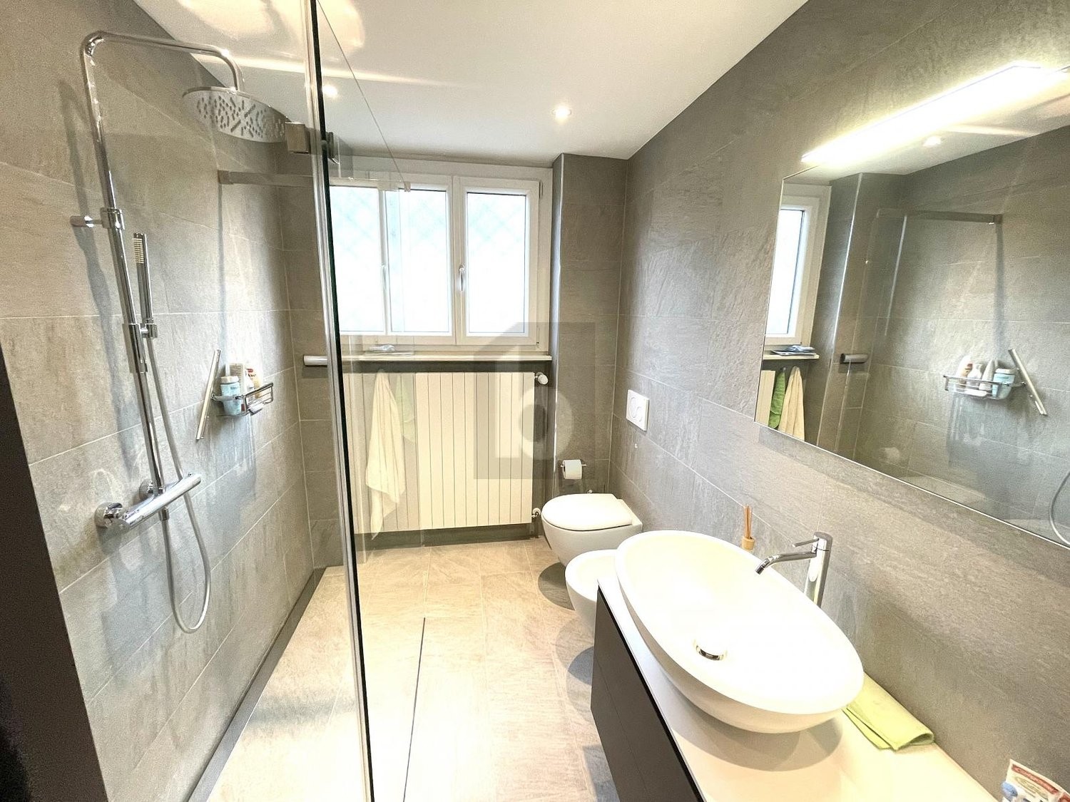 6-Zimmer-Einfamilienhaus, Foto 2 von 4