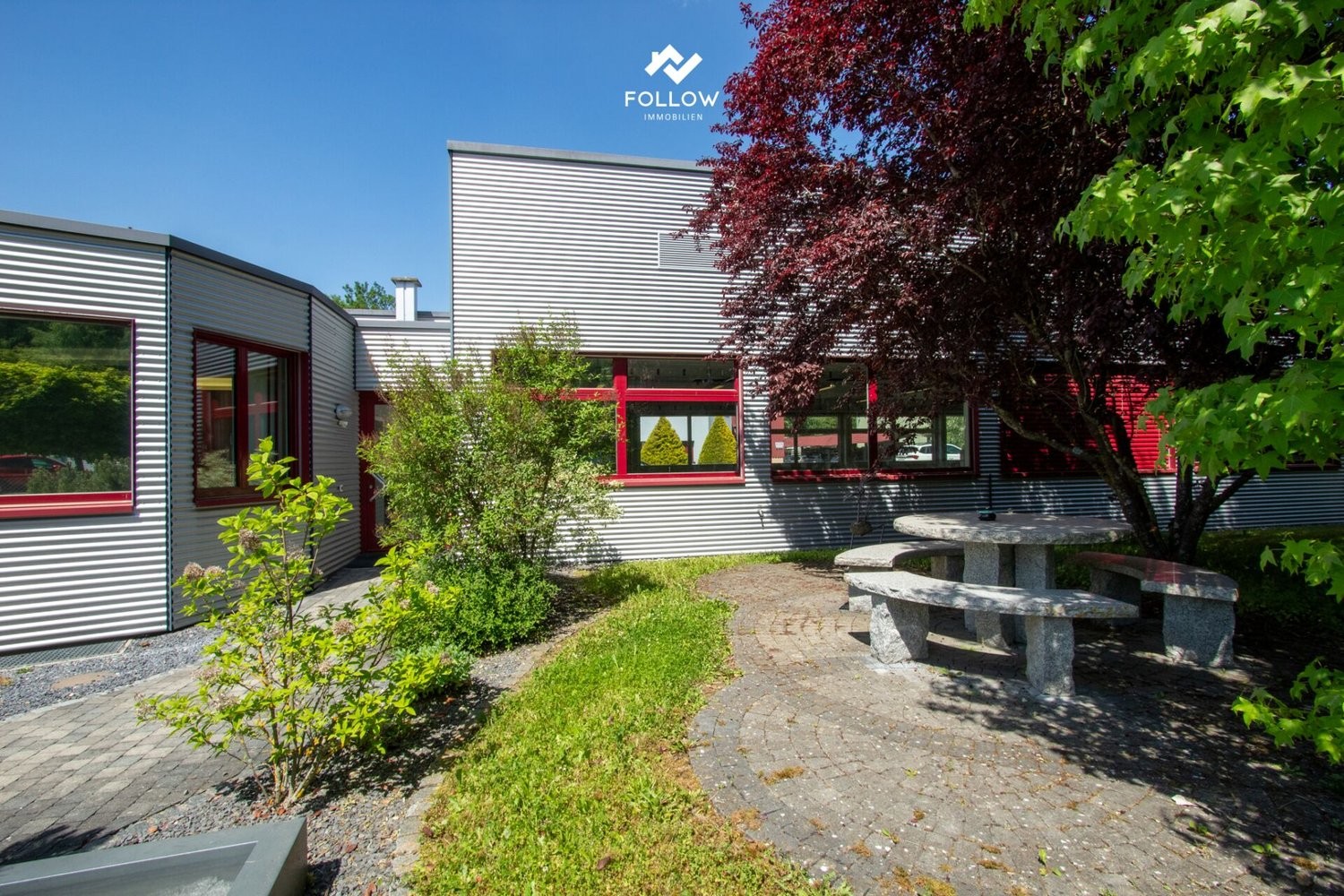 430m² commercial