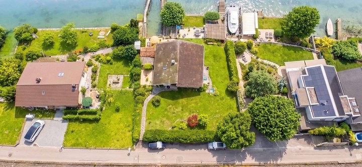 929m² building land