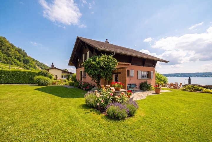 929m² building land