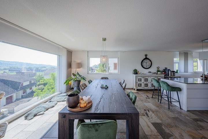 Casa unifamiliare di 5 ½ locali, foto 3 di 9