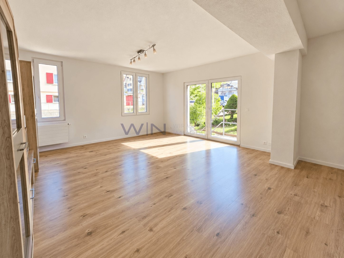 casa multifamiliare con 8 locali, foto 5 di 9