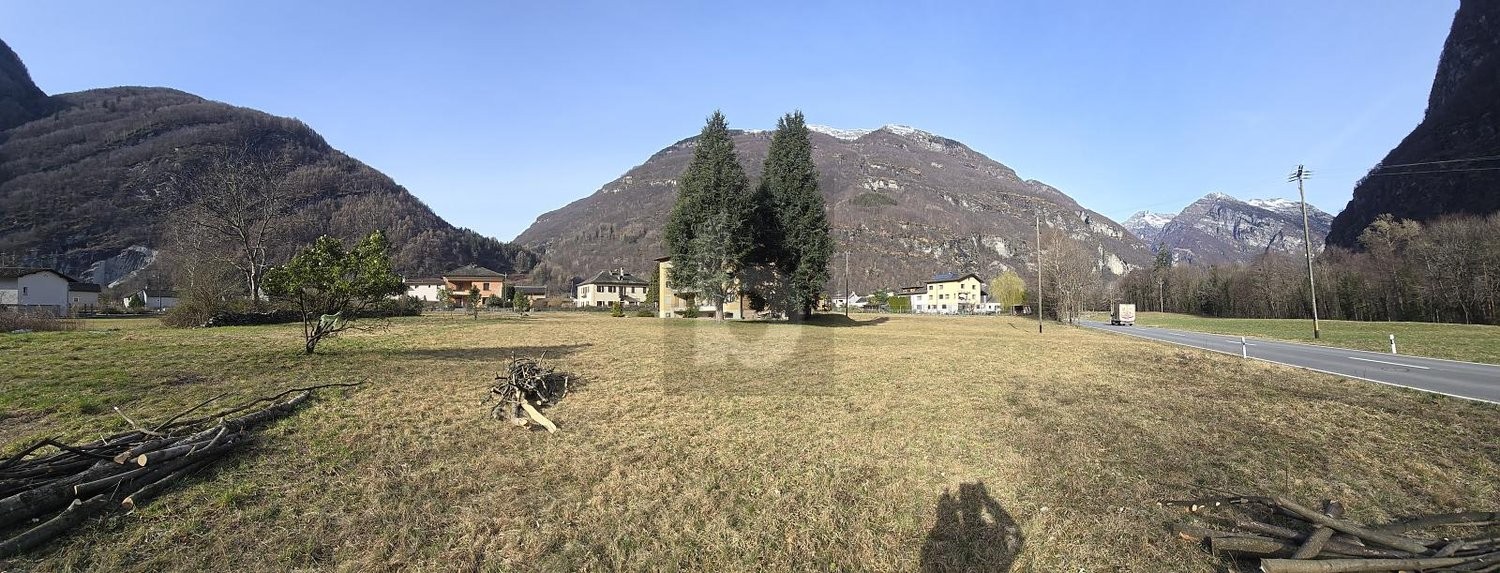 Terrain à bâtir de 2095m²