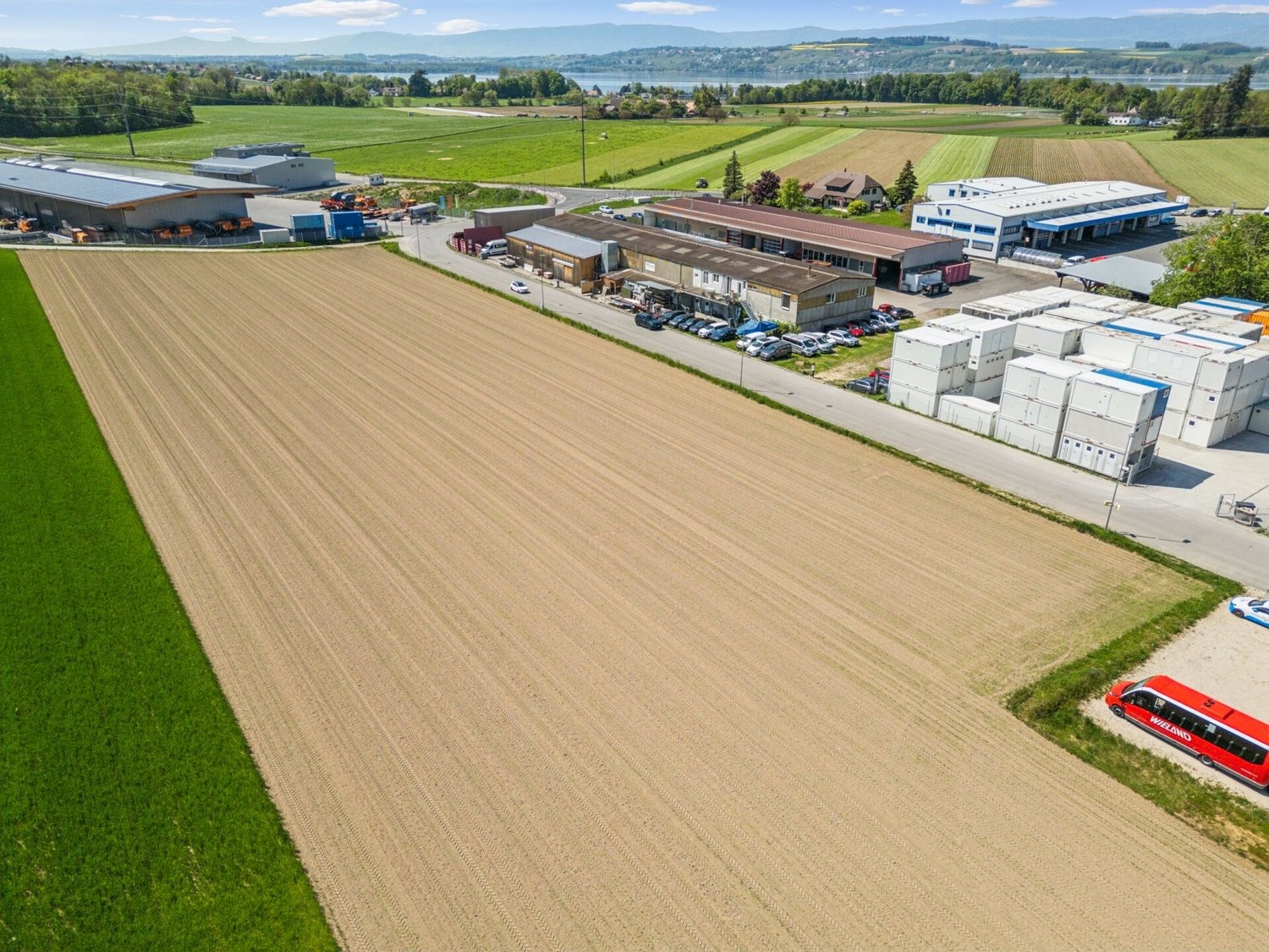 7033m² building land