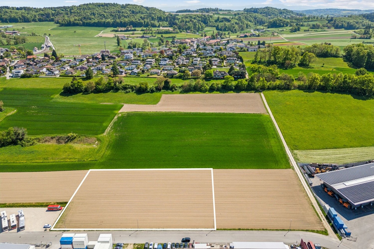 7033m² building land