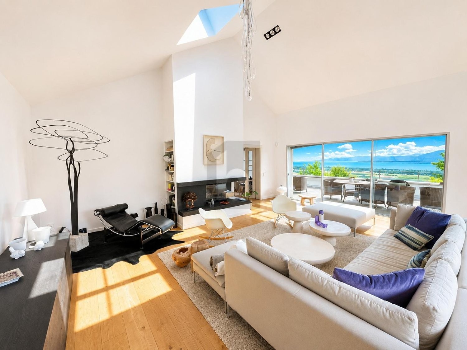 9 ½ Zimmer Einfamilienhaus, Foto 4 von 4