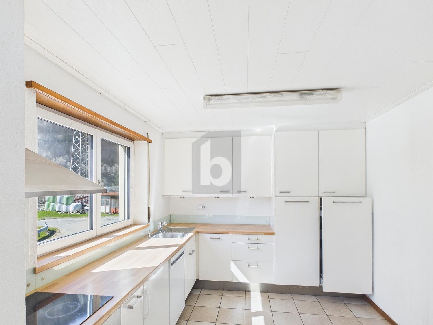 5 ½ Zimmer Einfamilienhaus, Foto 3 von 4