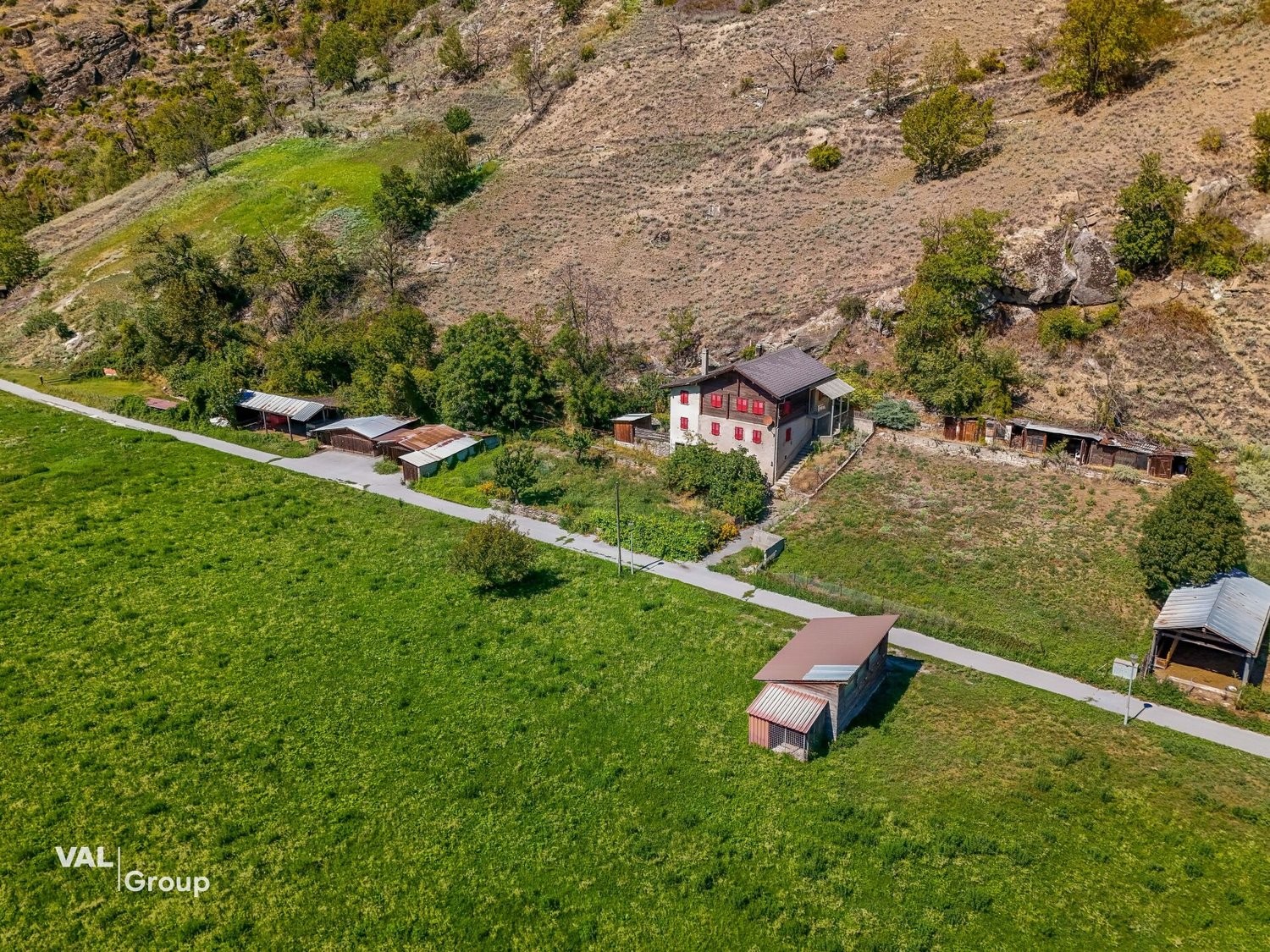 1206m² di terreno edificabile, foto 2 di 10