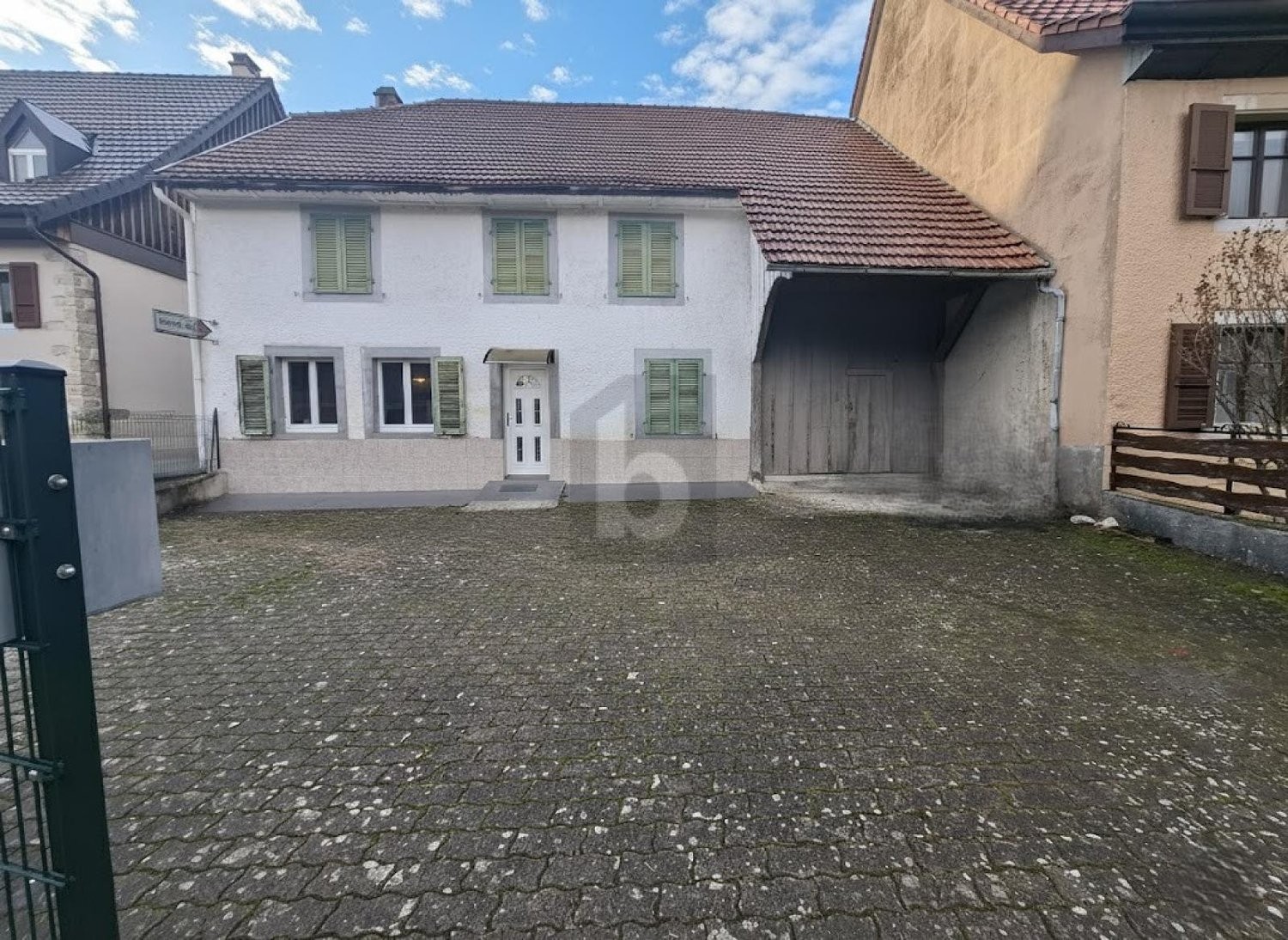 casa duplex di 9 locali