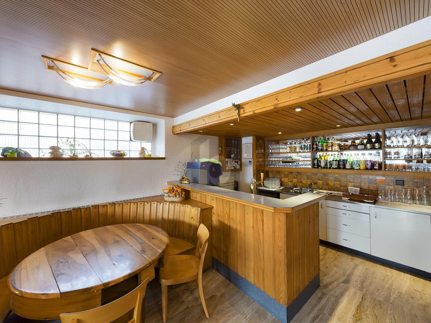 170m² restaurant