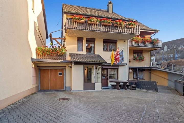 7 ½ rooms single house