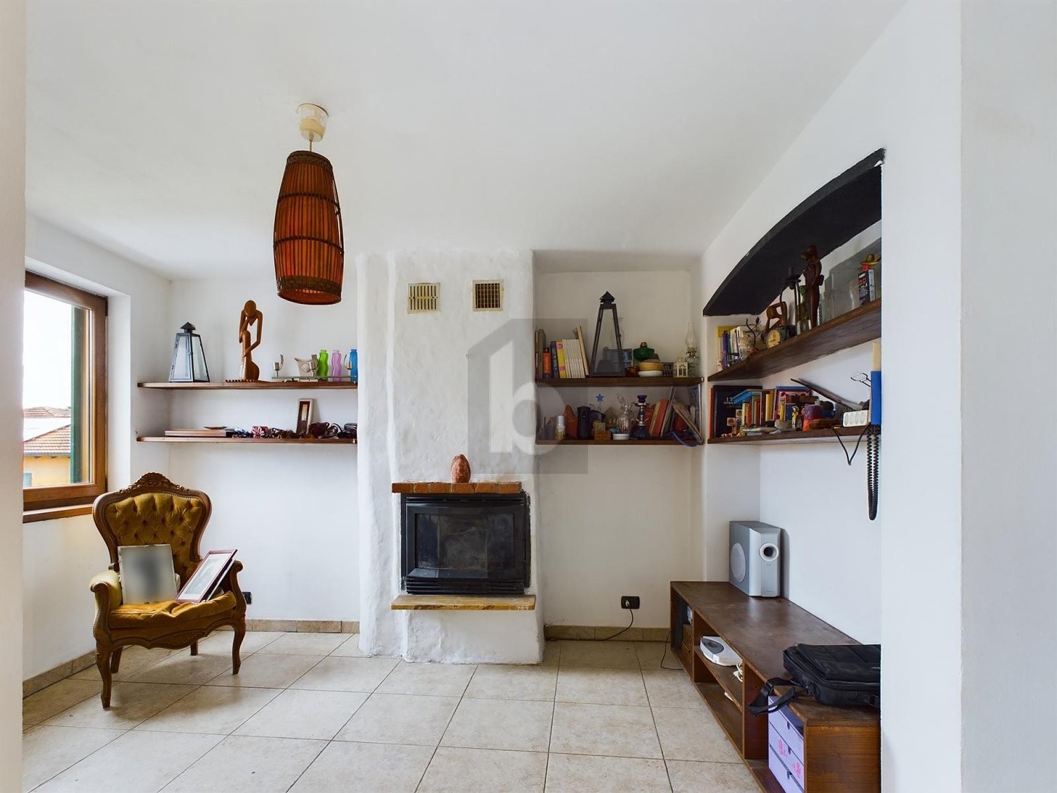 11 Zimmer Mehrfamilienhaus, Foto 2 von 4