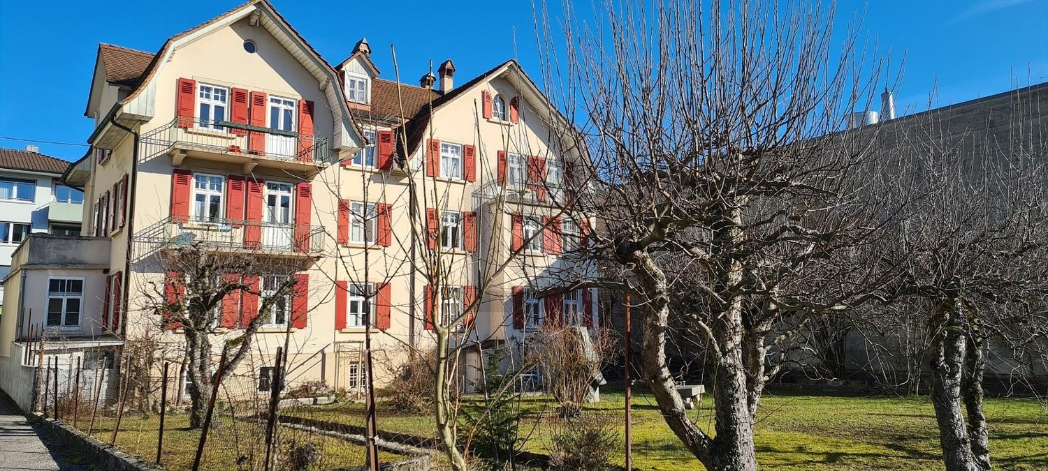 21 ½ Zimmer Mehrfamilienhaus