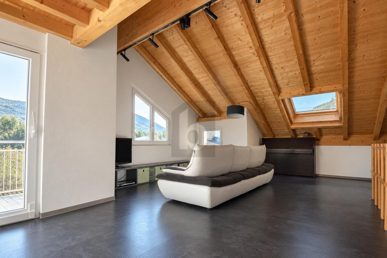 4 ½ Zimmer Dachwohnung