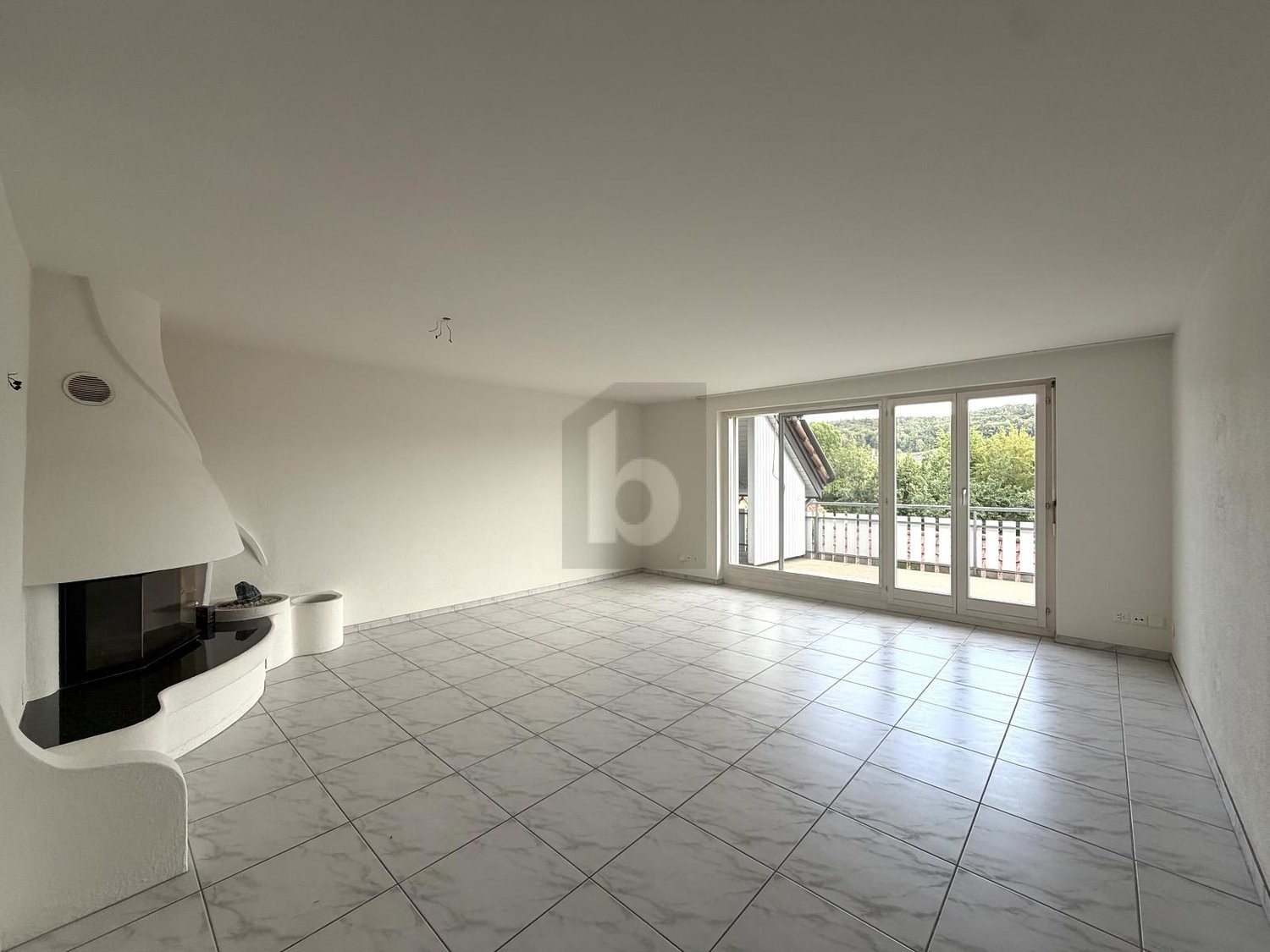 Appartamento di 4 ½ locali, foto 2 di 4