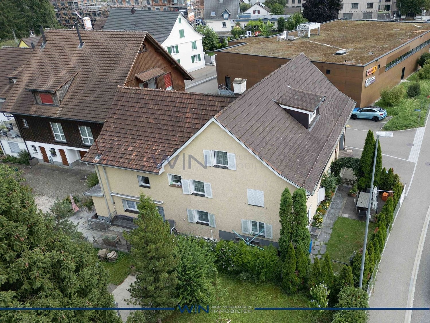 21 rooms multi family house, Foto 1 von 10