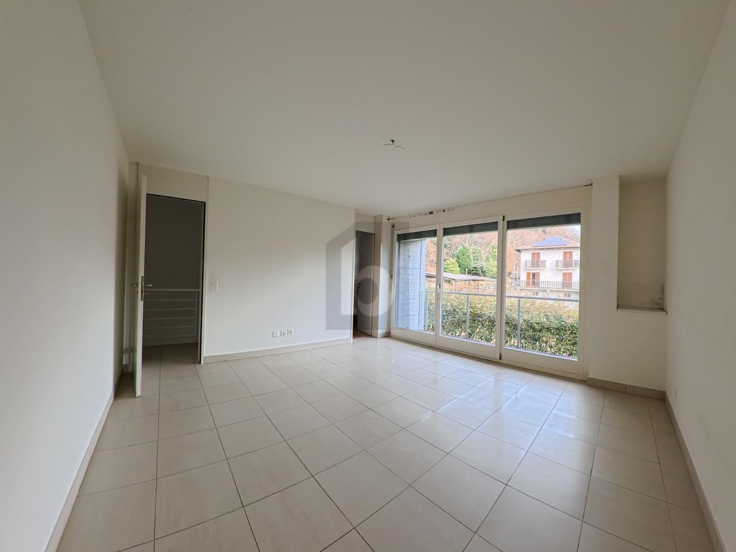 6 rooms single house