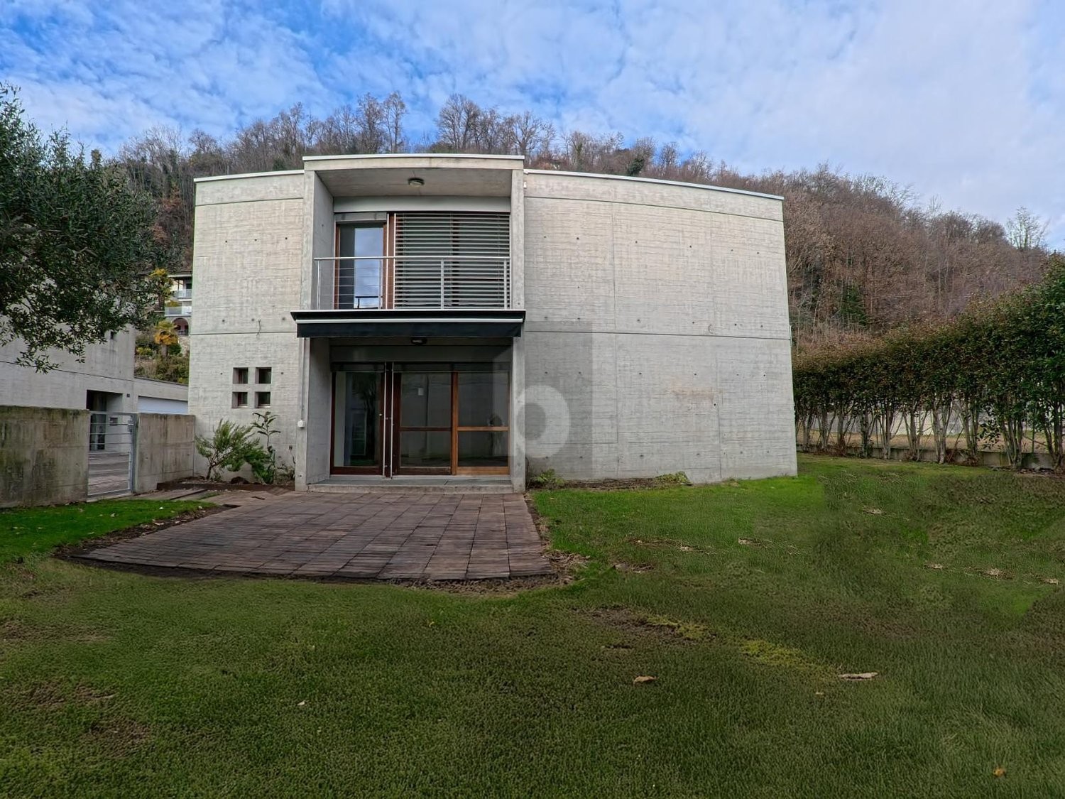 6 rooms single house