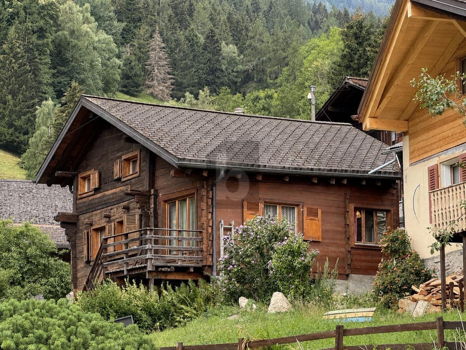 5 ½ Zimmer Chalet, Foto 1 von 4