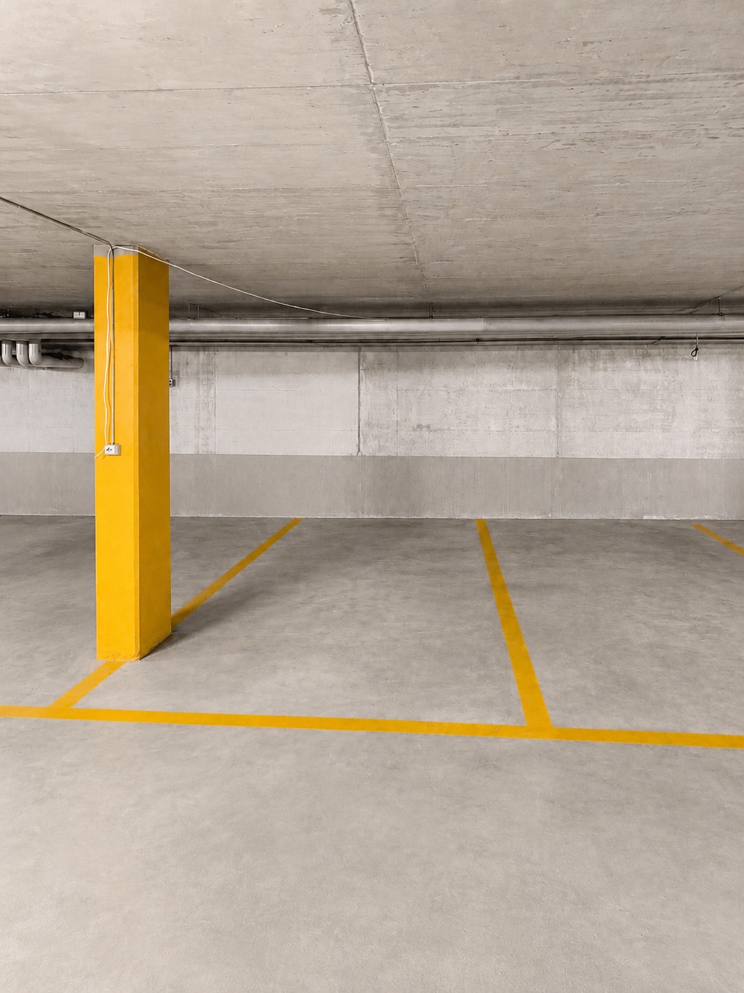 Underground slot