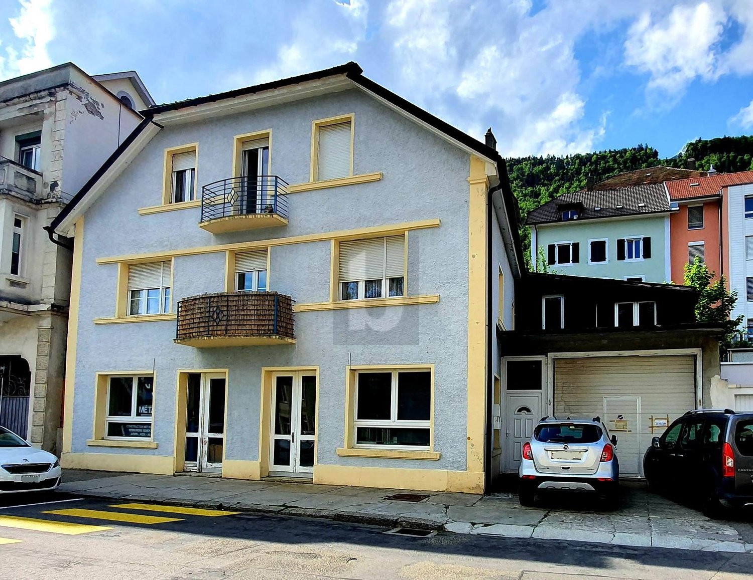 Edificio residenziale / commerciale
