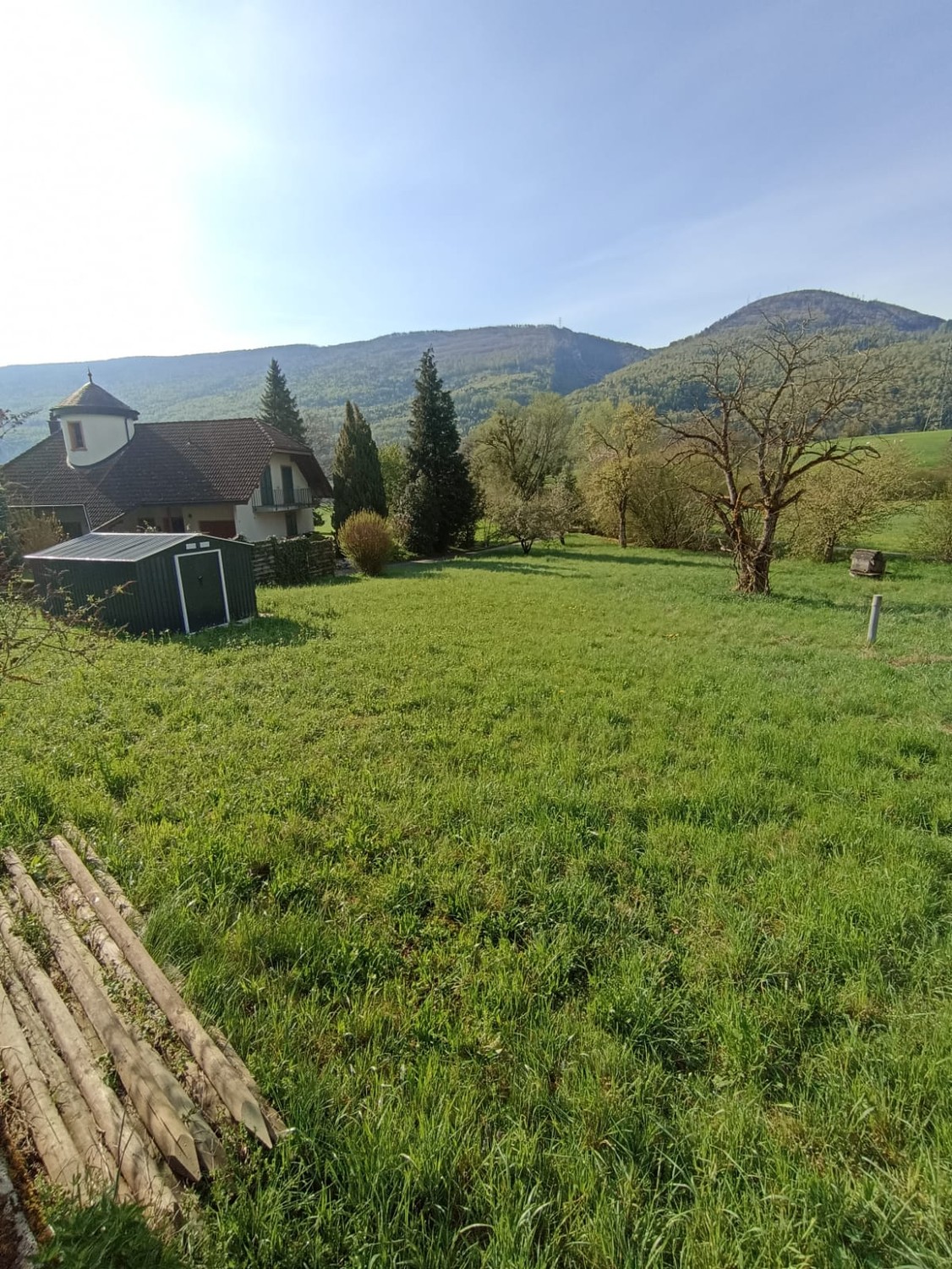 566m² de terrain à bâtir, photo 1 sur 3