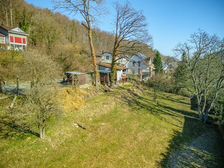 591m² building land