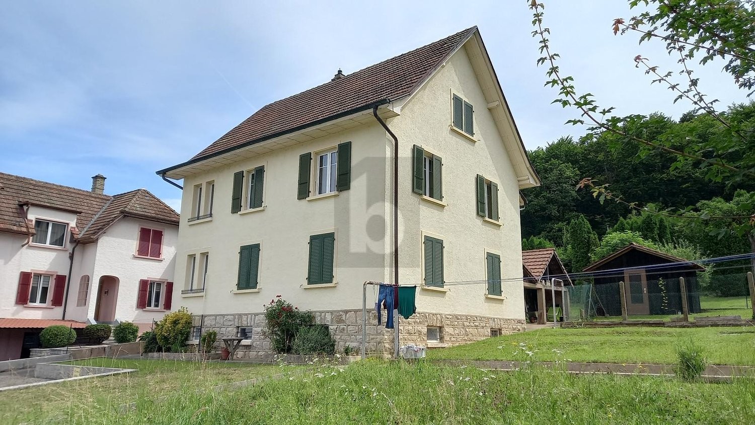 8 rooms duplex house