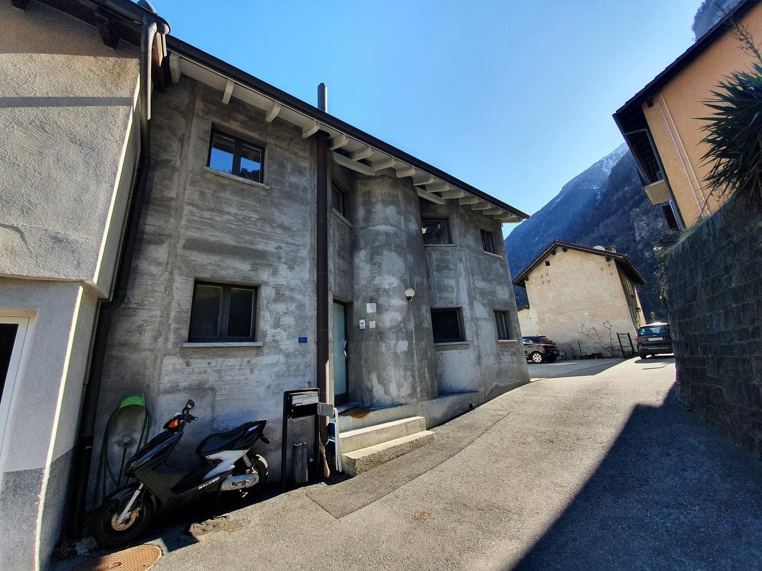 5 rooms single house, foto 2 di 4
