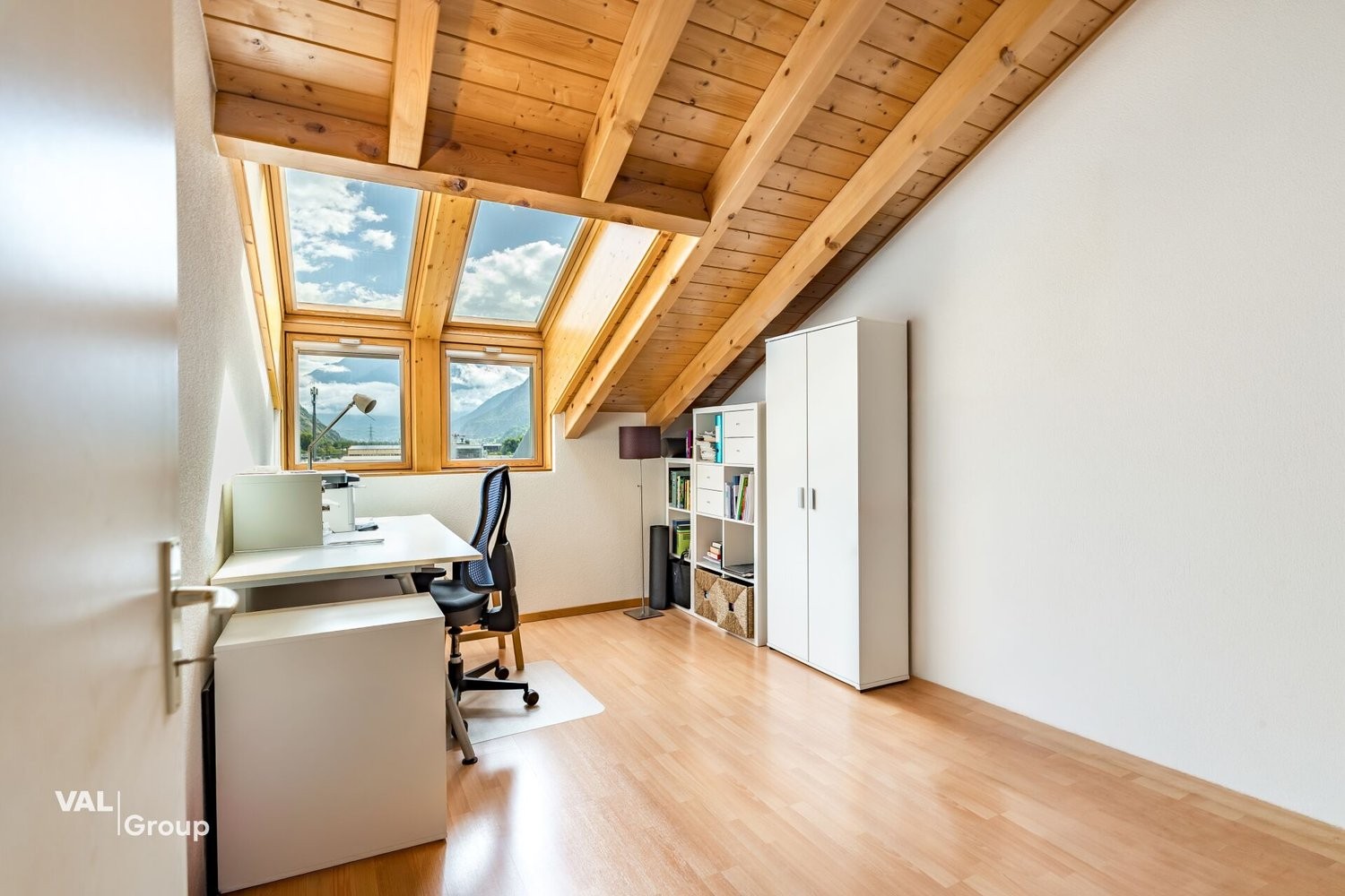 4 ½ rooms roof flat, Foto 7 von 10