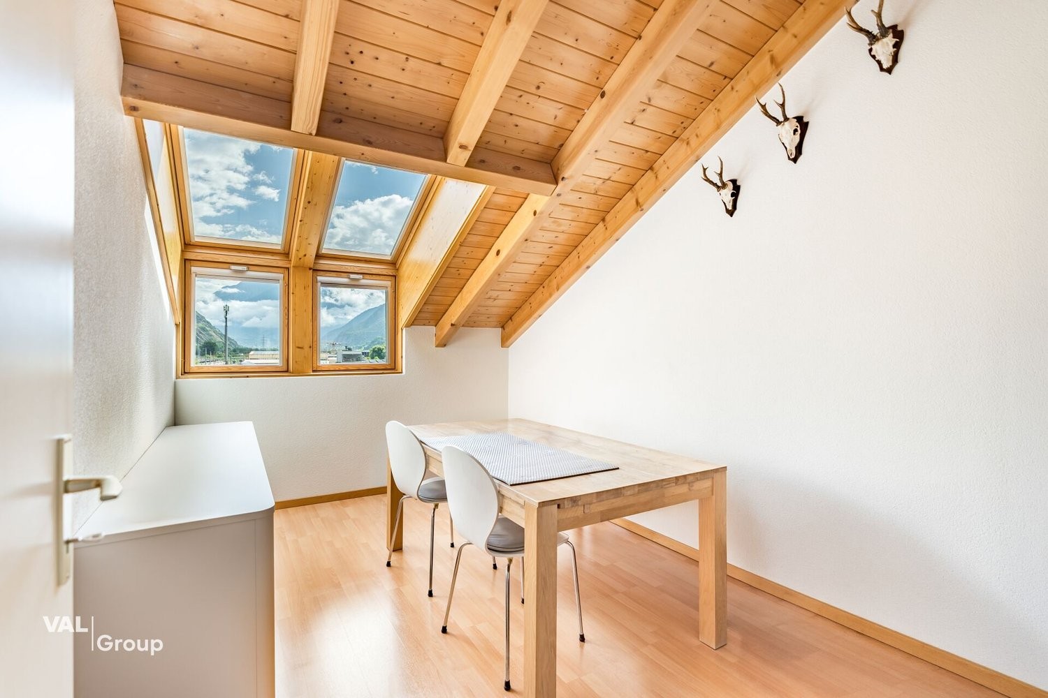4 ½ rooms roof flat, Foto 8 von 10