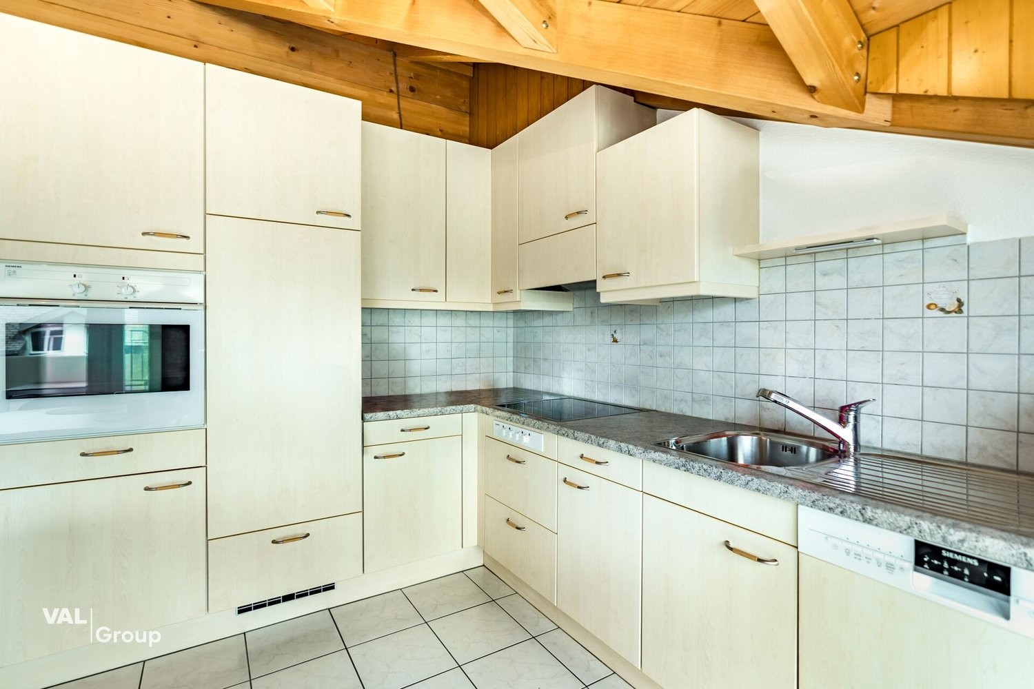 4 ½ rooms roof flat, Foto 4 von 10
