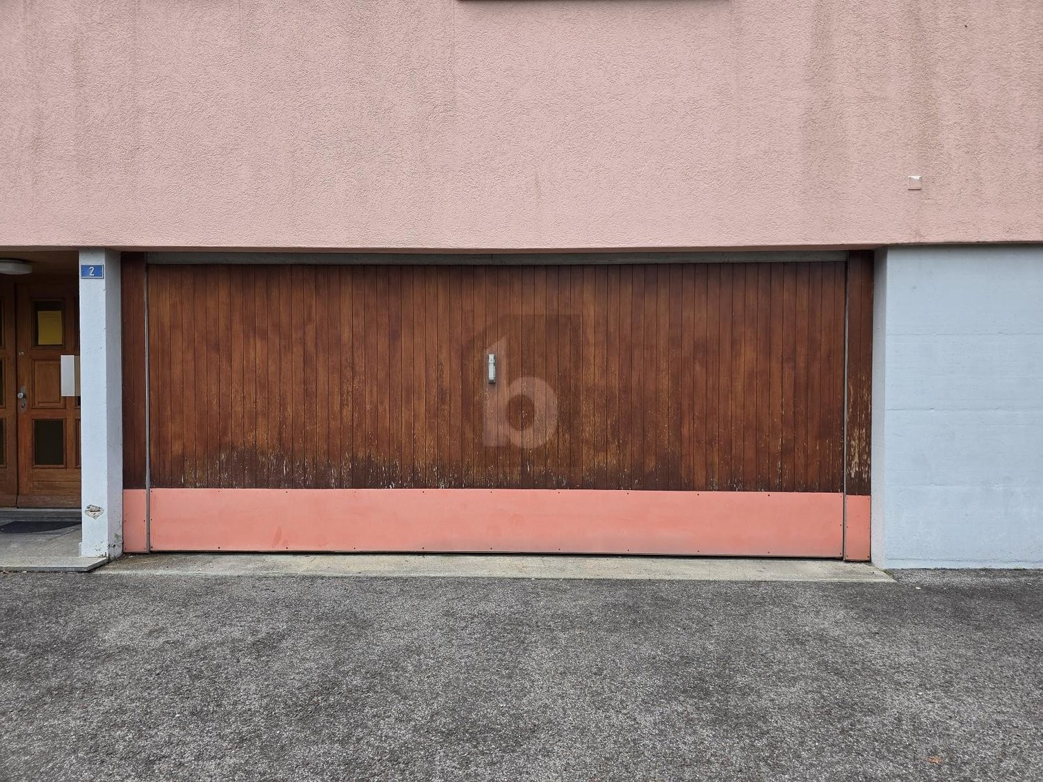 8 Zimmer Mehrfamilienhaus
