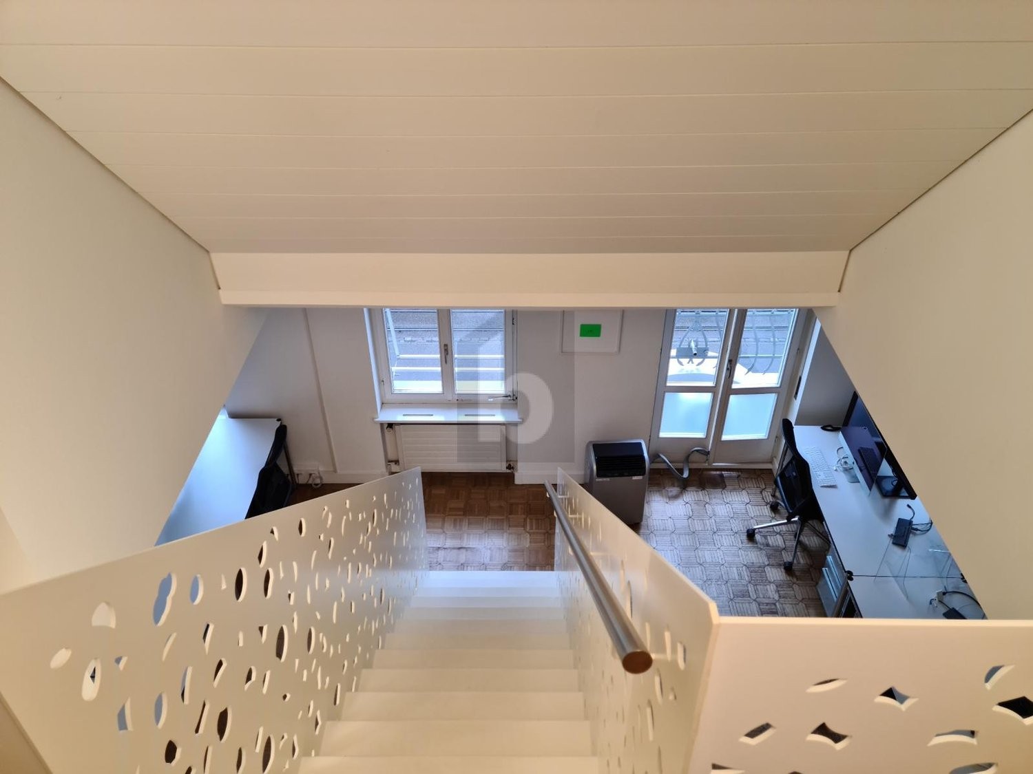 Living / commercial building
