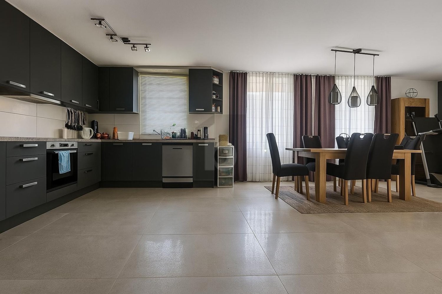 20 Zimmer Mehrfamilienhaus