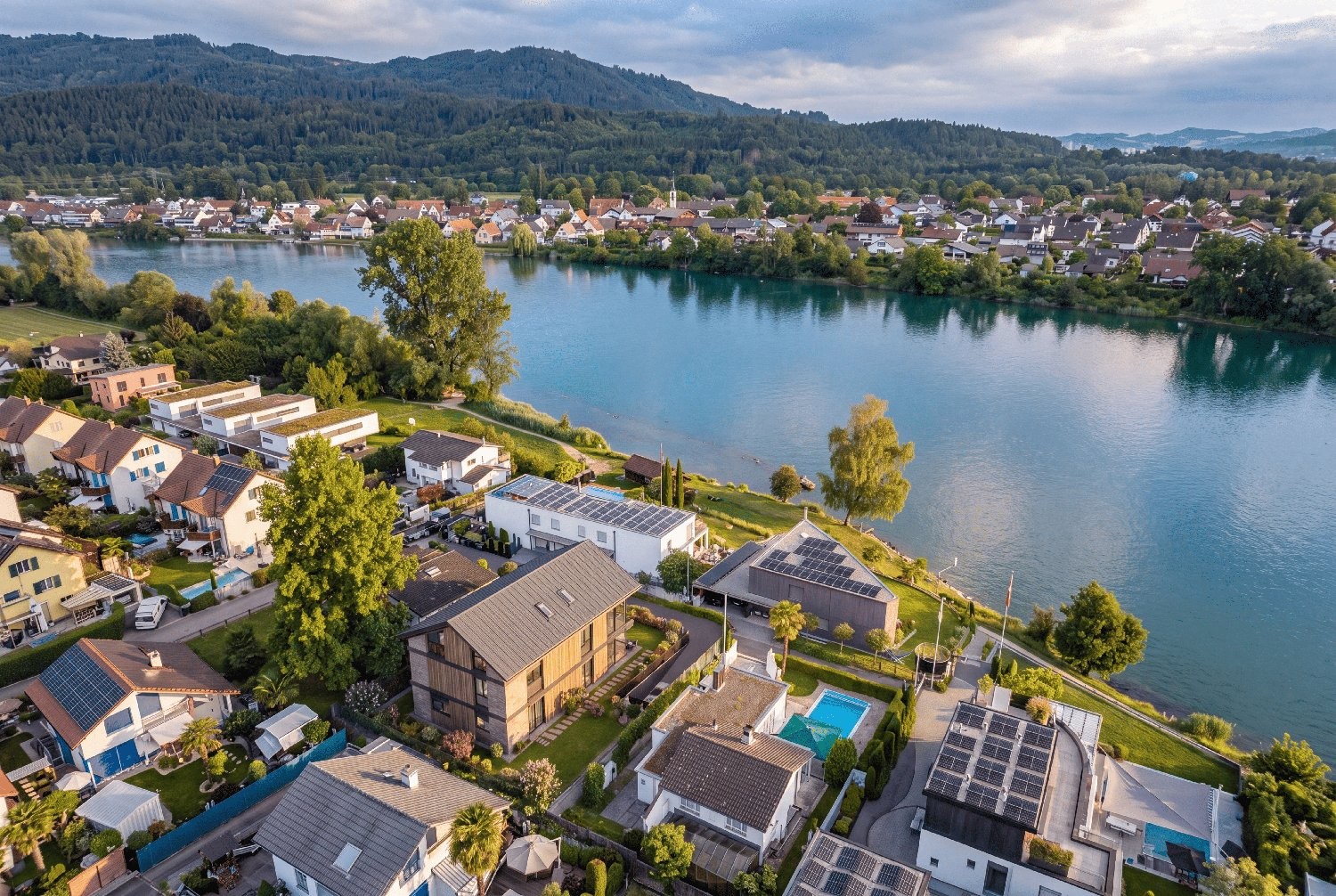 687m² building land